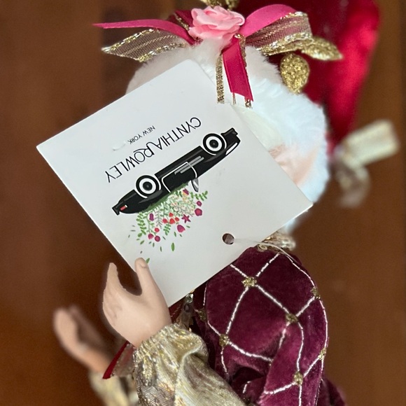 Cynthia Rowley Elf Doll with Heart Pattern Valentine Day - Picture 6 of 8
